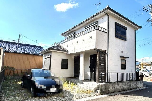 4LDK house in Gifu, Gifu - Photo 1