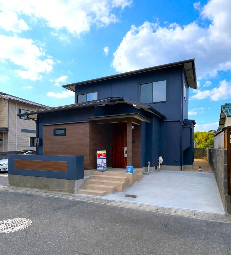 Charming 4LDK Home in Chofu - Photo 1