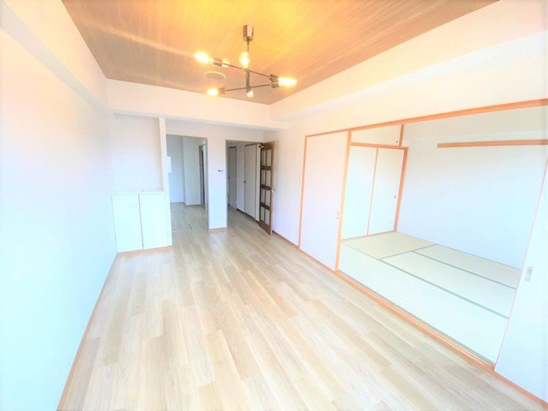 2LDK apartment in Takasaki, Gunma - Photo 1