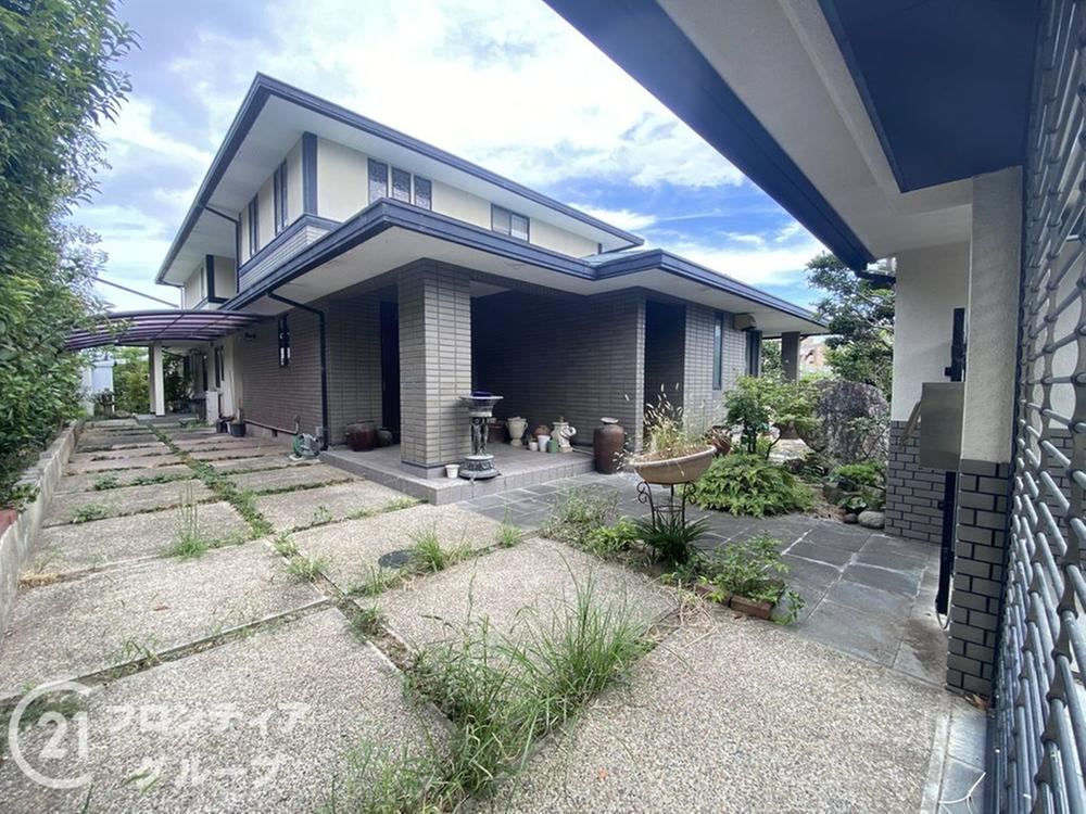 5LLDDKK House on Large Lot in Kourigaoka - Photo 1