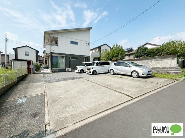 Conveniently Located Home Near Commercial Facilities - Photo 1