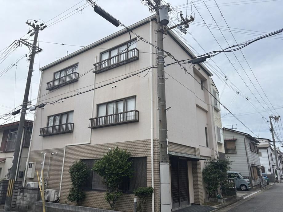Spacious 2LDK House in Minato Town, Akashi - Photo 1