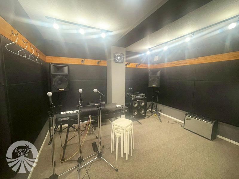 Charming 2LDK Detached House in Nantan - Photo 1