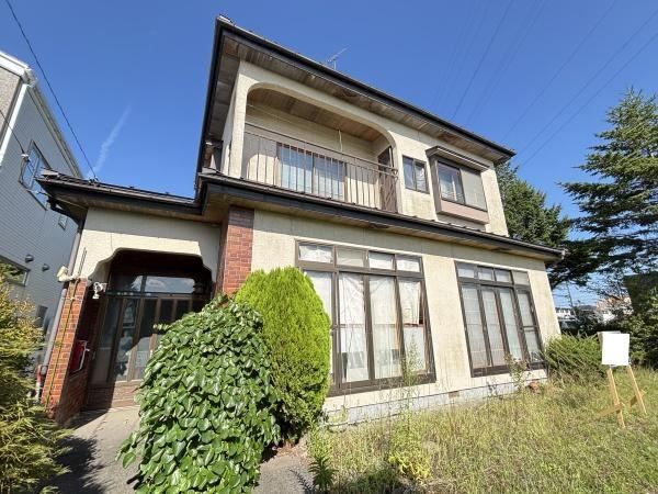 Conveniently Located 4DK House in Hachinohe - Photo 1
