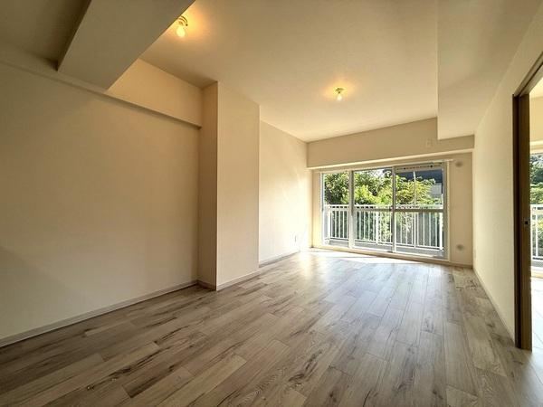 Renovated 4LDK Apartment in Iruma - Photo 1