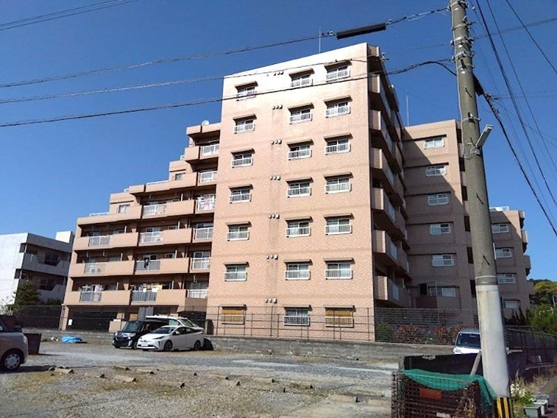 3LDK apartment in Kokuraminami Ward, Kitakyushu, Fukuoka - Photo 1