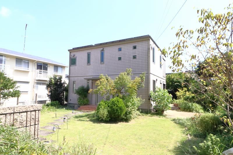 Sturdy 3LDK Home with Solar Power System in Tamama, Togane - Photo 1