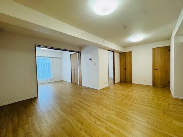 Spacious 2LDK Apartment in Kawaguchi - Photo 1