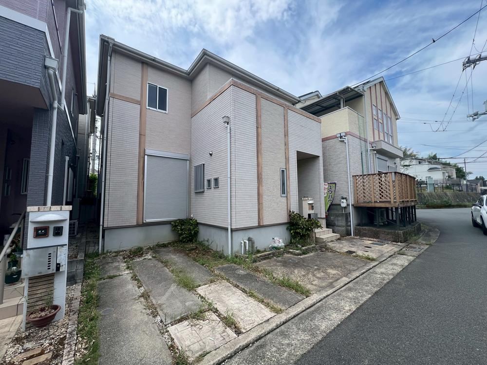 Comfortable 4LDK House with Study in Izumi - Photo 1