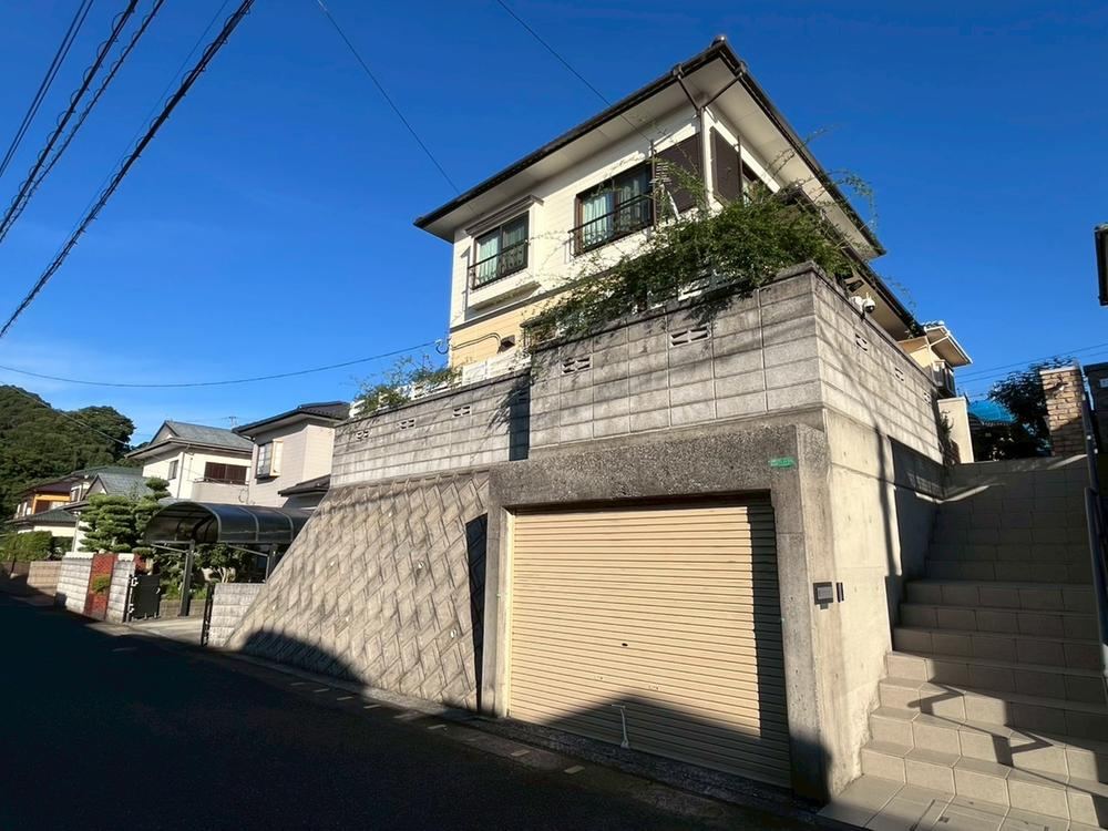 Well-Maintained 4LDK House with Barrier-Free Access in Kokura South - Photo 1