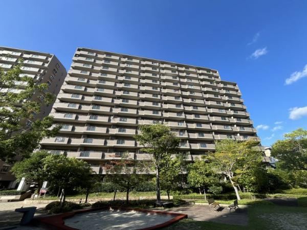 3LDK apartment in Miyoshi, Aichi - Photo 1