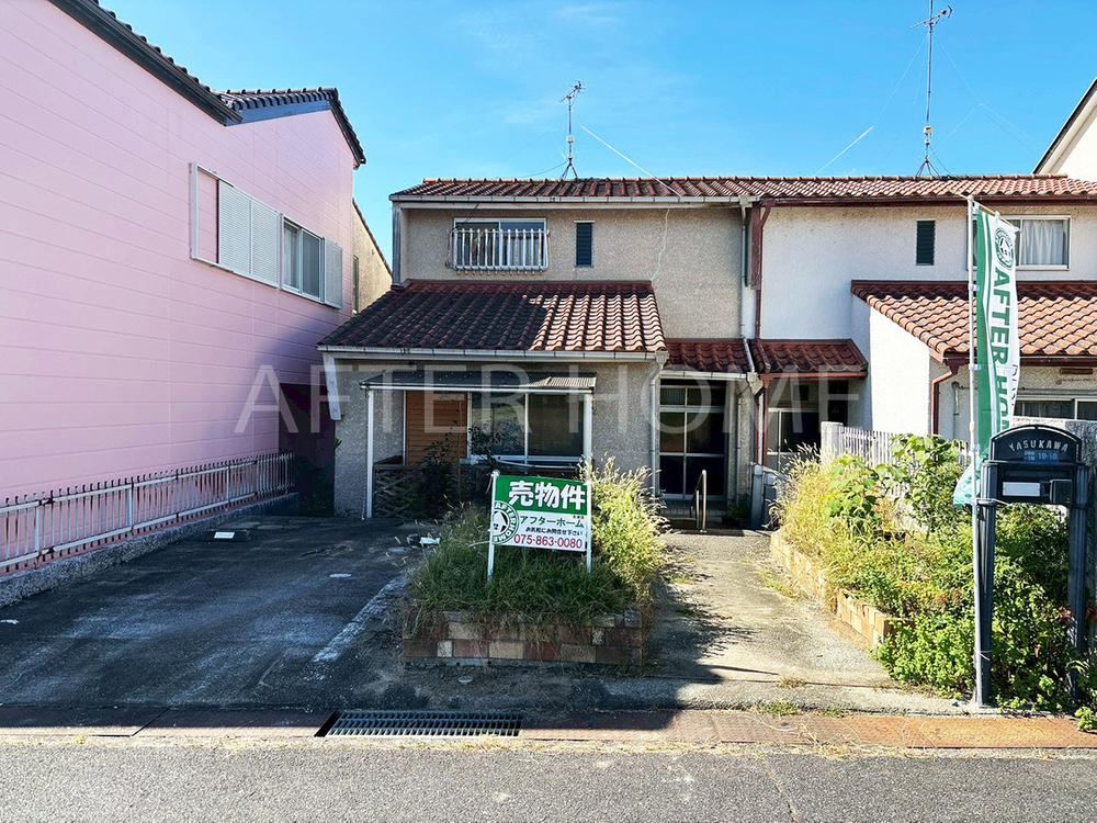 4DK House with Storefront in Hiyoshidai 1 - Photo 1