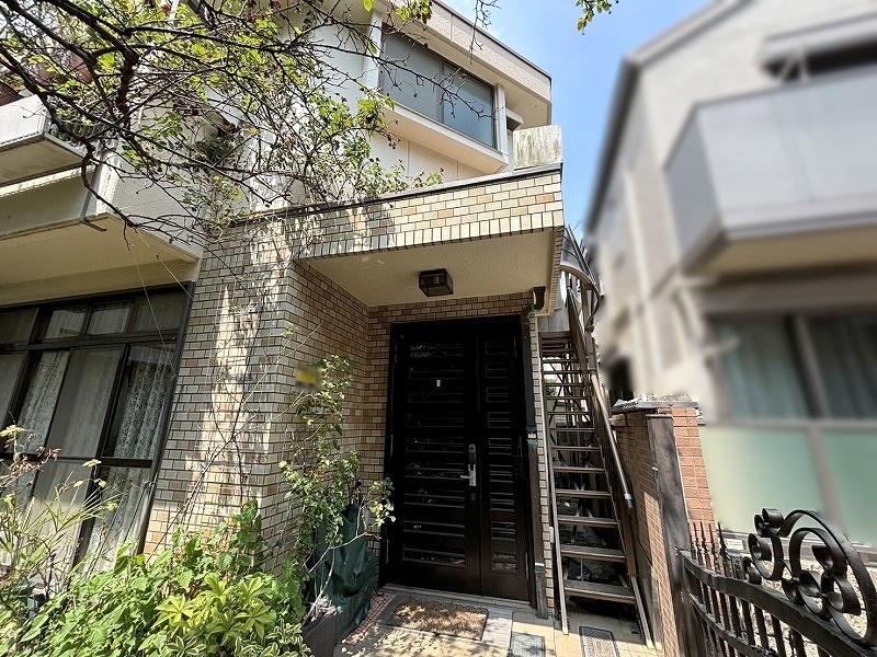 4LLDDKK Two-Family House in Nakano - Photo 1