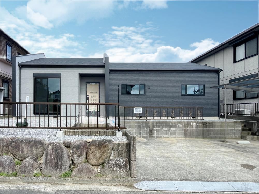 Cozy 3LDK Home in Agatakai - Photo 1