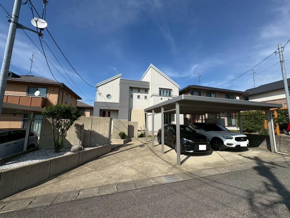 Eco-Friendly 3LDK Home with Solar Power in Nanao - Photo 1