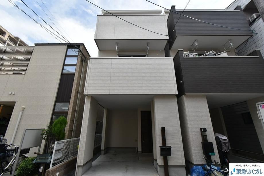 Newly Built 4LDK House in Higashiyodogawa - Photo 1