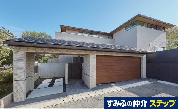 Elegant 5LDK Home in Chikushigaoka - Photo 1