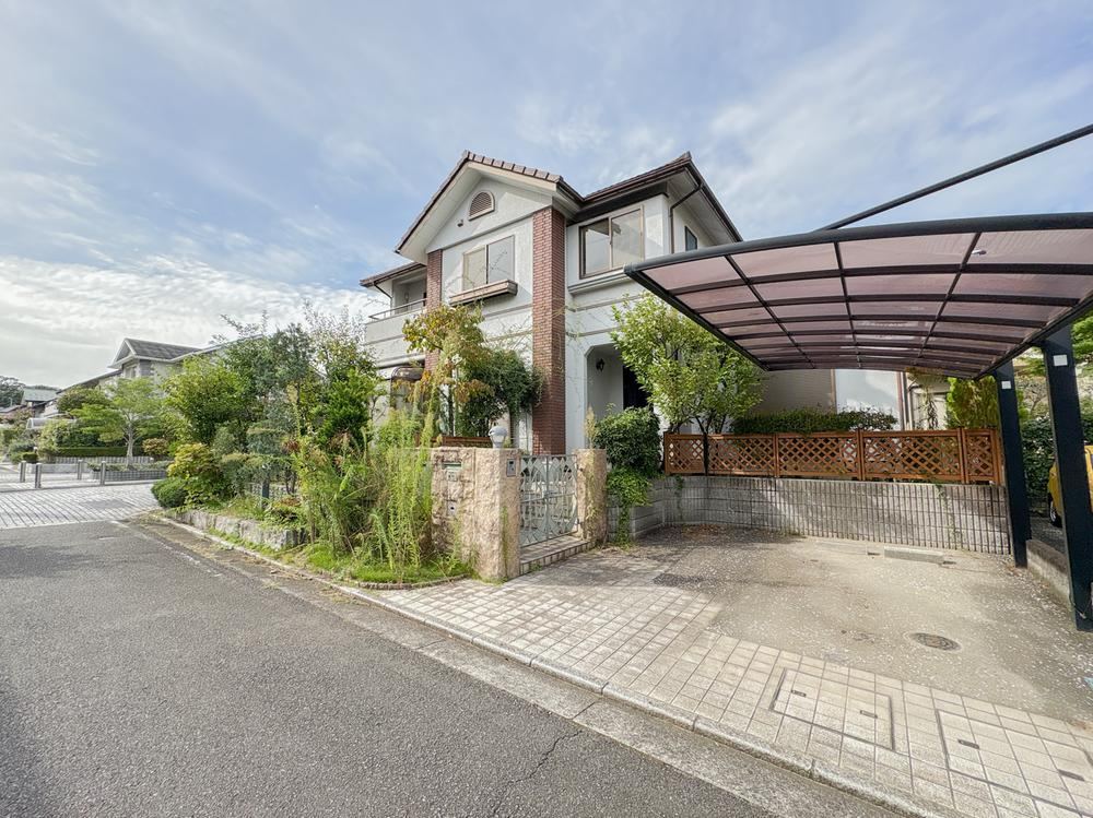 Spacious 4LDK House in Shiroyama-te - Photo 1