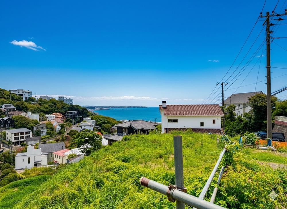 768 m² land in Yokosuka, Kanagawa - Photo 1