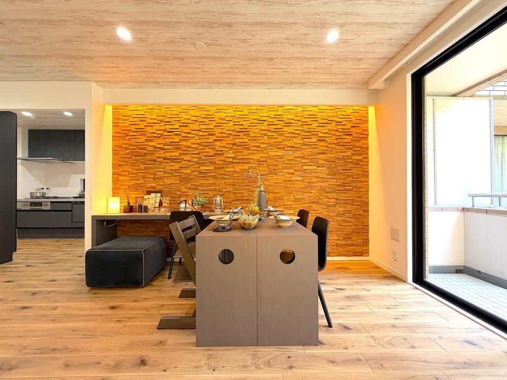 Expansive 3LDK Apartment in Chigasaki - Photo 1
