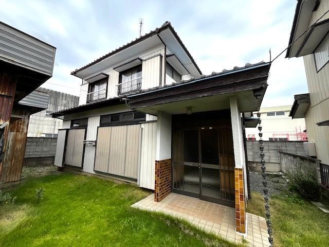 4DK house in Ota, Gunma - Photo 1
