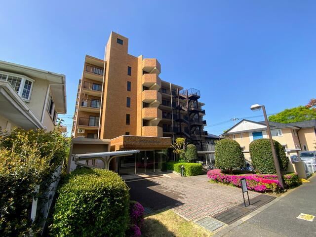 Quiet 3LDK Corner Apartment Near Aijii Medical University - Photo 1