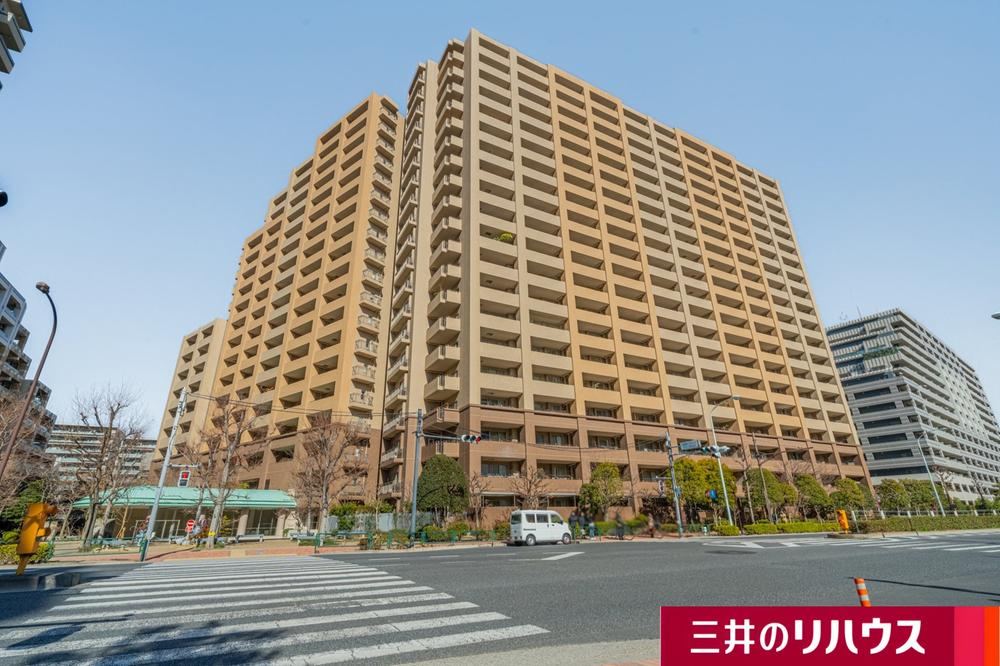 2LDK apartment in Koto Ward, Tokyo - Photo 1