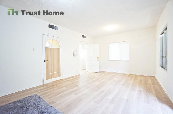 Renovated 4LDK House in Kusunoya-cho - Photo 1