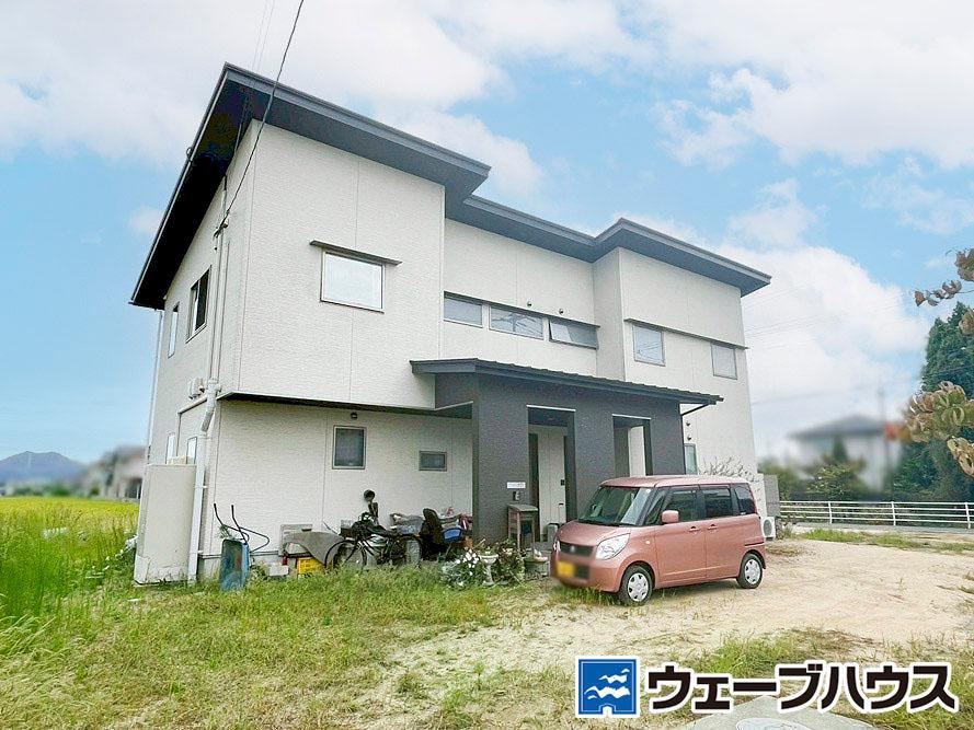 Luxurious 3LDK + 4LDK Solar-Powered Home in Okayama - Photo 1
