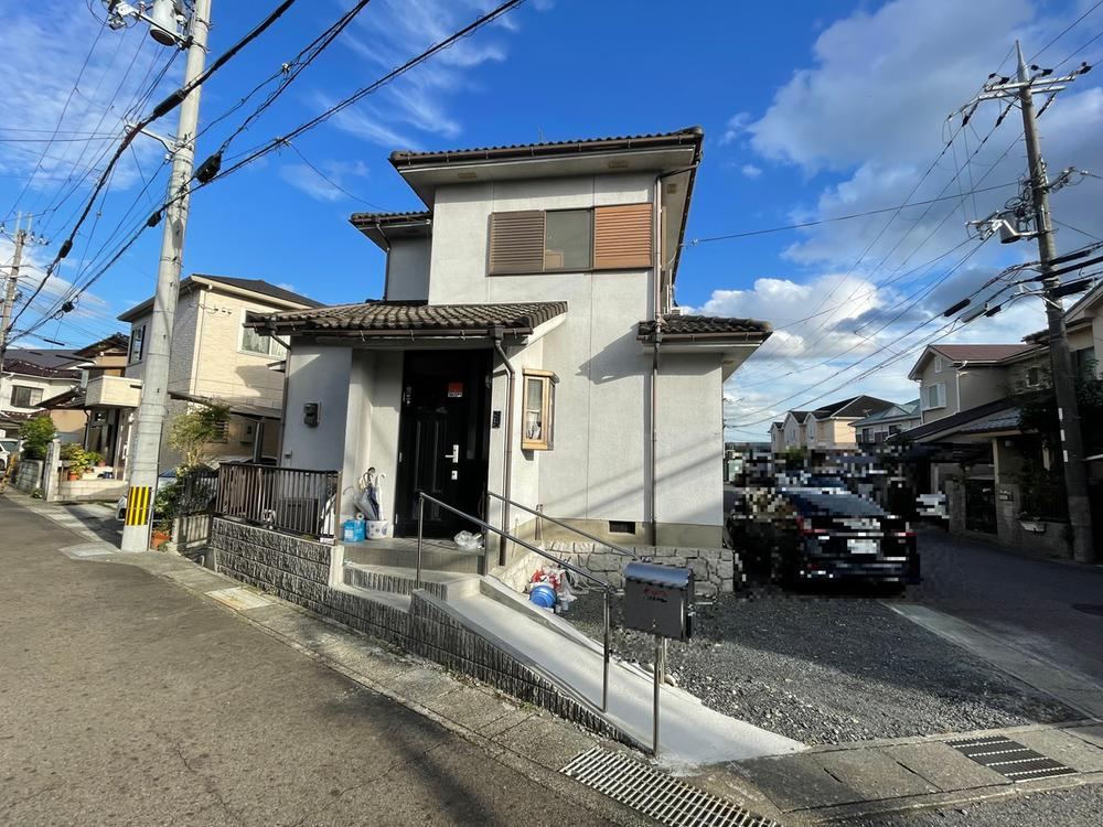 Comfortable 4LDK Home in Otsu Near Seta Station - Photo 1