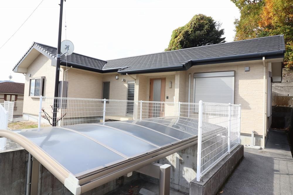 Charming 3LDK Bungalow with Sea Views in Yanai - Photo 1
