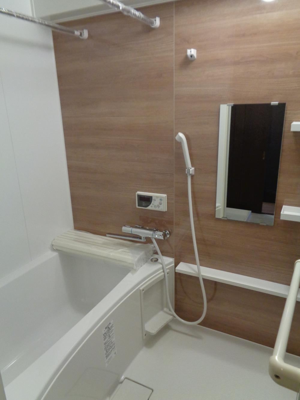 3LDK apartment in Hirakata, Osaka - Photo 1