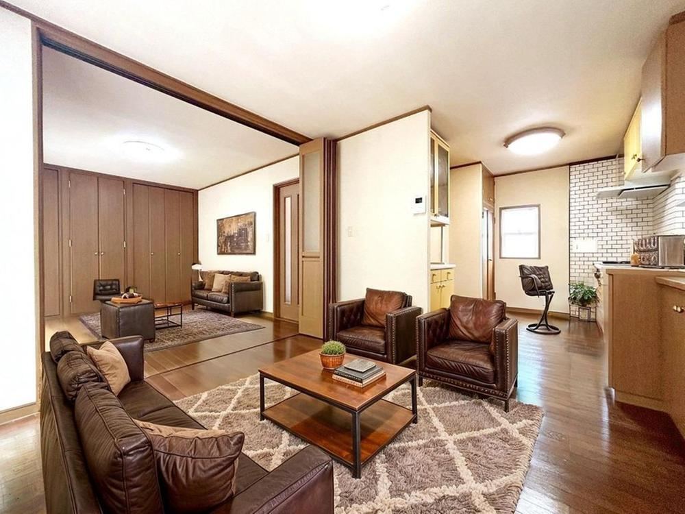 Flexible 3DK House with Parking for 3 Cars in Yukuhashi - Photo 1