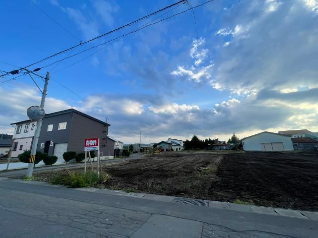 Spacious Land in Quiet Kuroishi Area - Photo 1