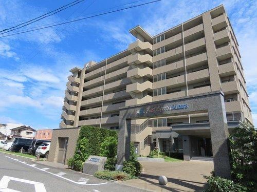 3LDK apartment in Yonago, Tottori - Photo 1