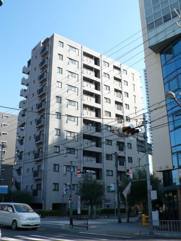 3LDK apartment in Suita, Osaka - Photo 1