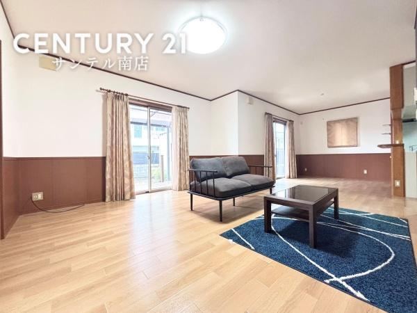 Luxurious 5LDK House with Solar Power in Shiomimachi, Miyazaki - Photo 1