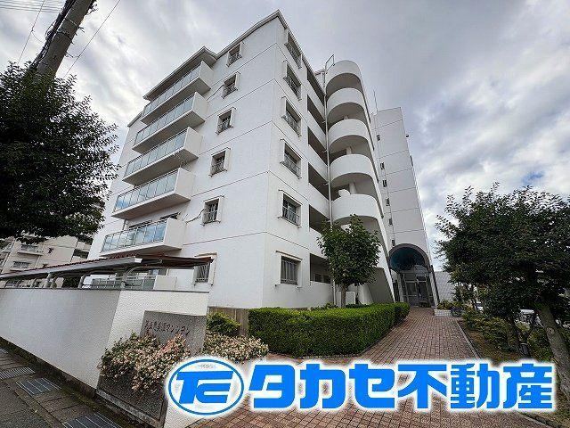 3LDK apartment in Himeji, Hyogo - Photo 1
