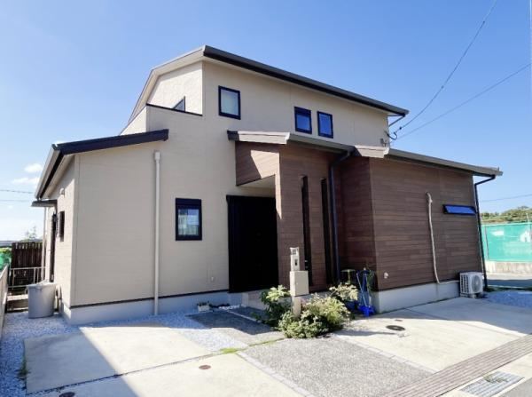 Custom-Built 2LDK House by JR Kyushu in Nishifukuma - Photo 1