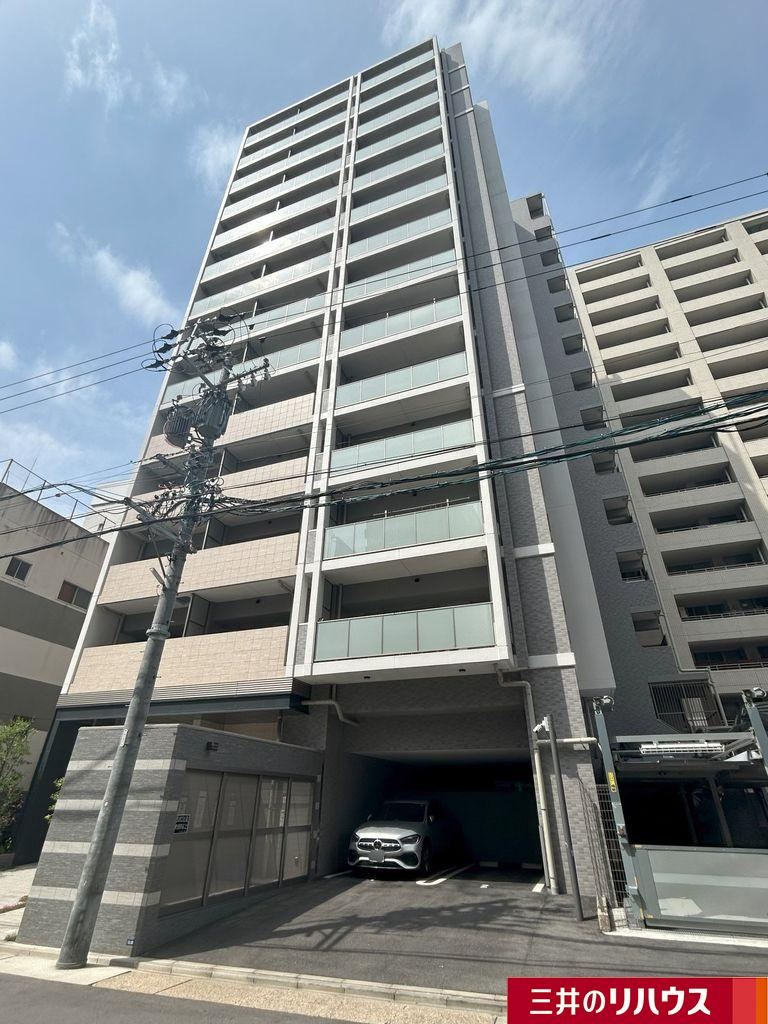3LDK apartment in Higashi Ward, Nagoya, Aichi - Photo 1