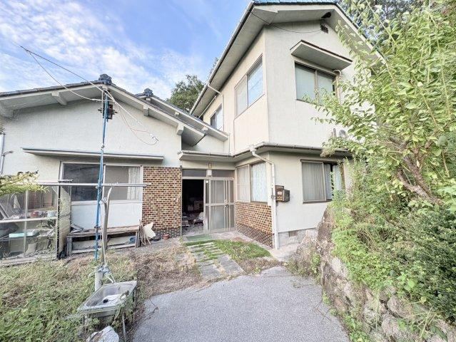 7DK house in Onomichi, Hiroshima - Photo 1
