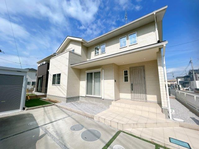 Modern 4LDK House with Garage - Photo 1