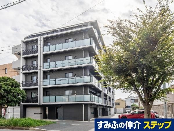 Modern 2LDK Apartment in Tsunashima Higashi - Photo 1
