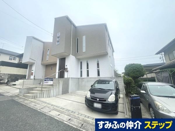 4LDK house in Asakita Ward, Hiroshima - Photo 1