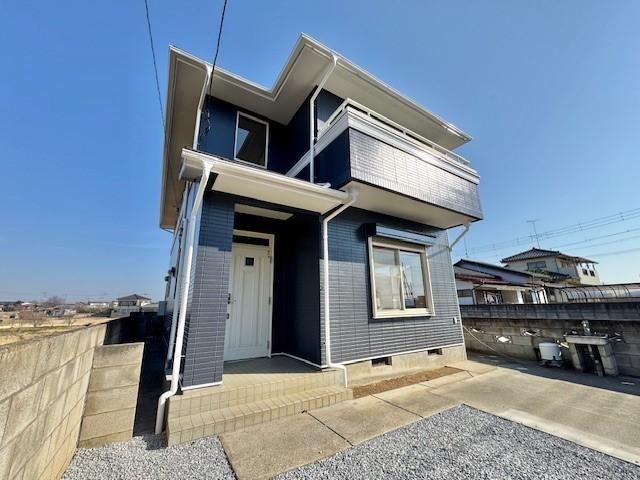 Renovated 4LDK House Near Koga Station - Photo 1