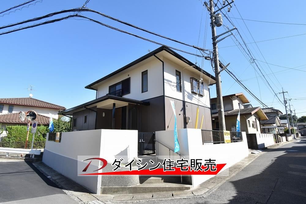 Renovated 3LDK House with Modern Amenities in South Okayama - Photo 1