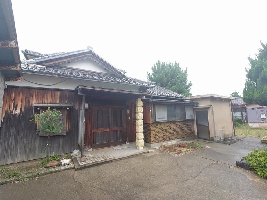 Traditional 9DK House in Shimonoe Town - Photo 1