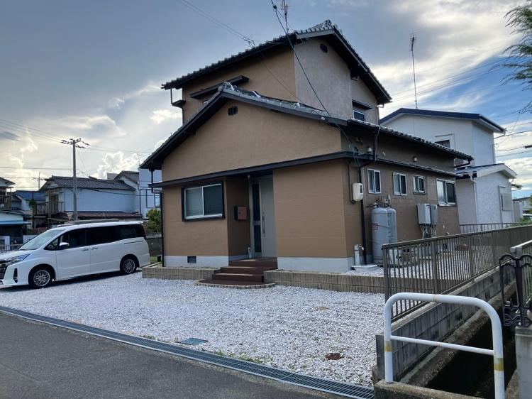 3LDK House with Ample Parking in Ube - Photo 1