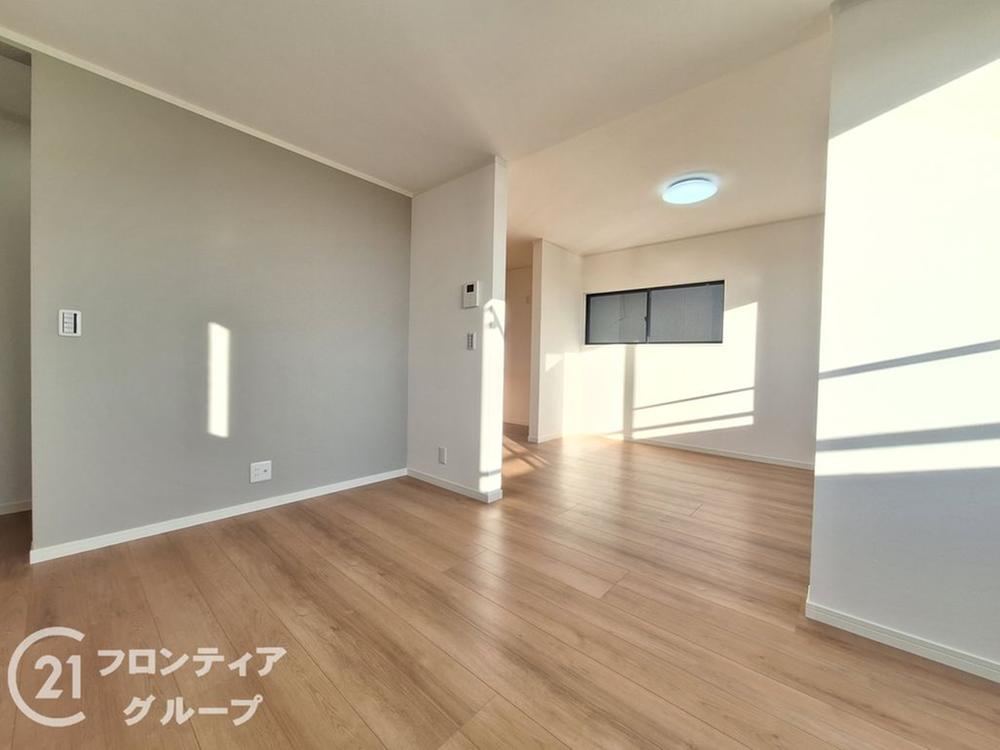 Ocean View 4LDK Home in Tarumi - Photo 1