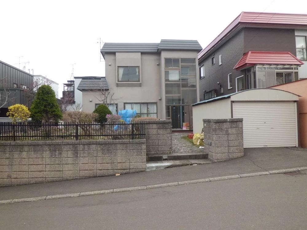 4LDK House with Garden in Kiyotuka, Sapporo - Photo 1